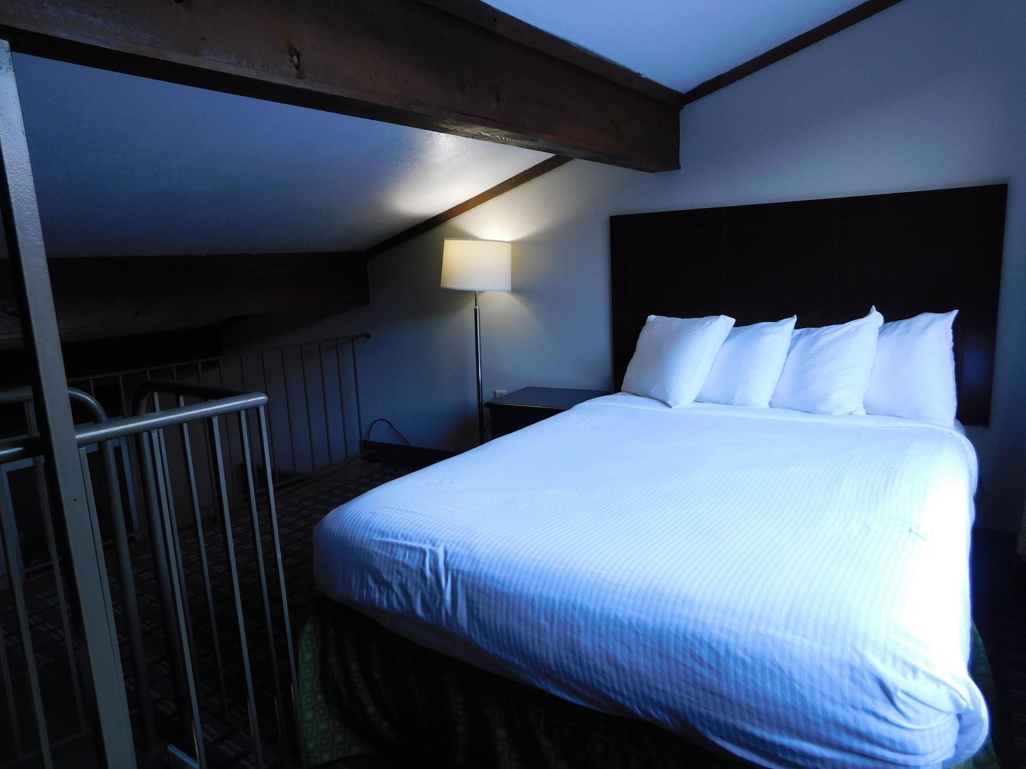 Days Inn & Suites By Wyndham Downtown Gatlinburg Parkway Eksteriør billede