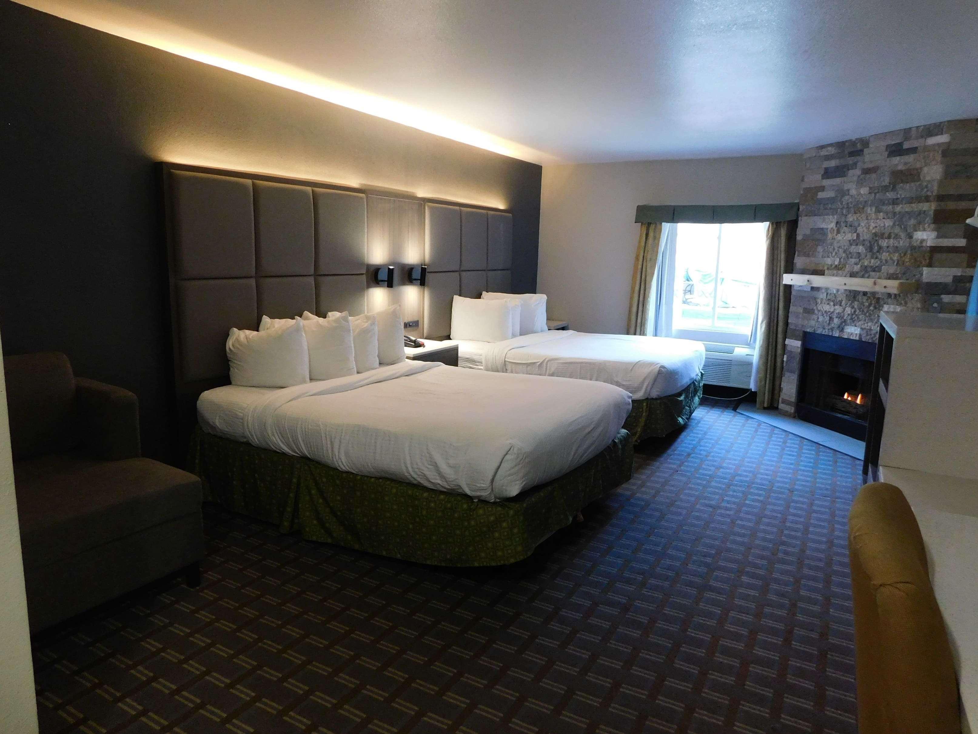 Days Inn & Suites By Wyndham Downtown Gatlinburg Parkway Eksteriør billede